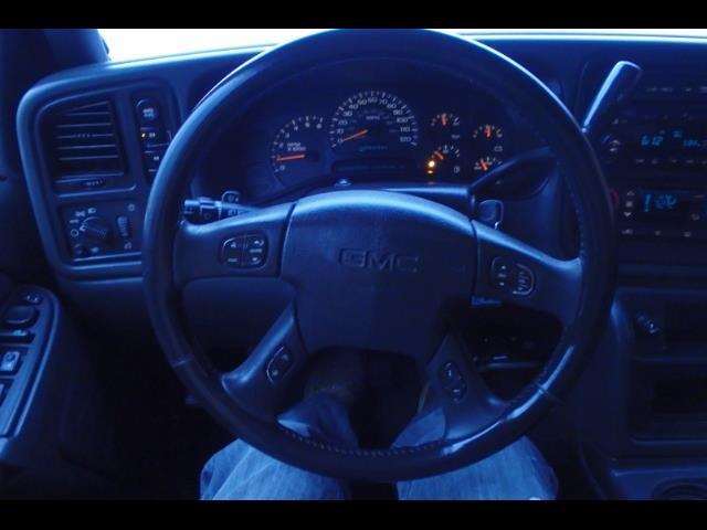 2005 GMC Sierra 1500 SLE 4dr Crew Cab SLE